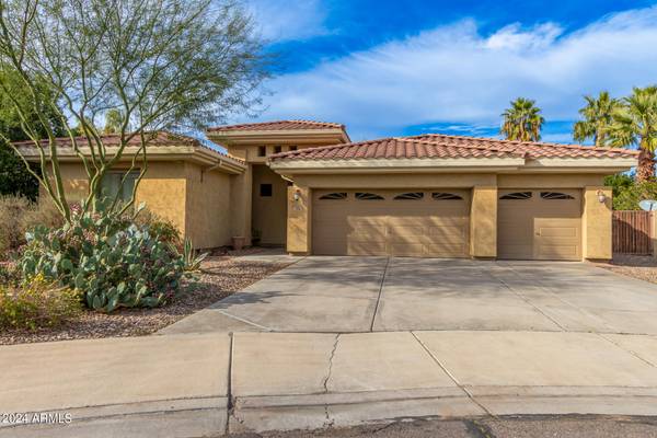 Chandler, AZ 85286,554 W REMINGTON Drive