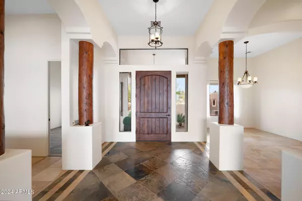 Scottsdale, AZ 85262,14247 E Dove Valley Road