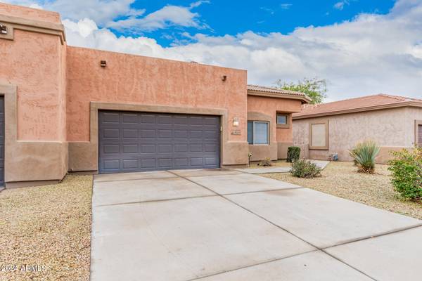 Mesa, AZ 85206,25 S QUINN Circle S #32