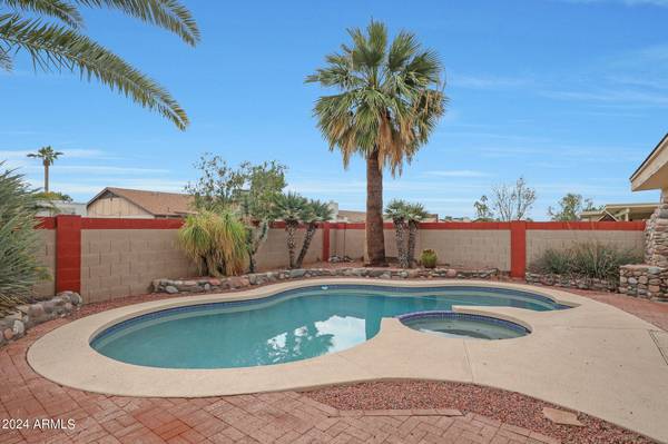 Glendale, AZ 85308,4133 W GROVERS Avenue