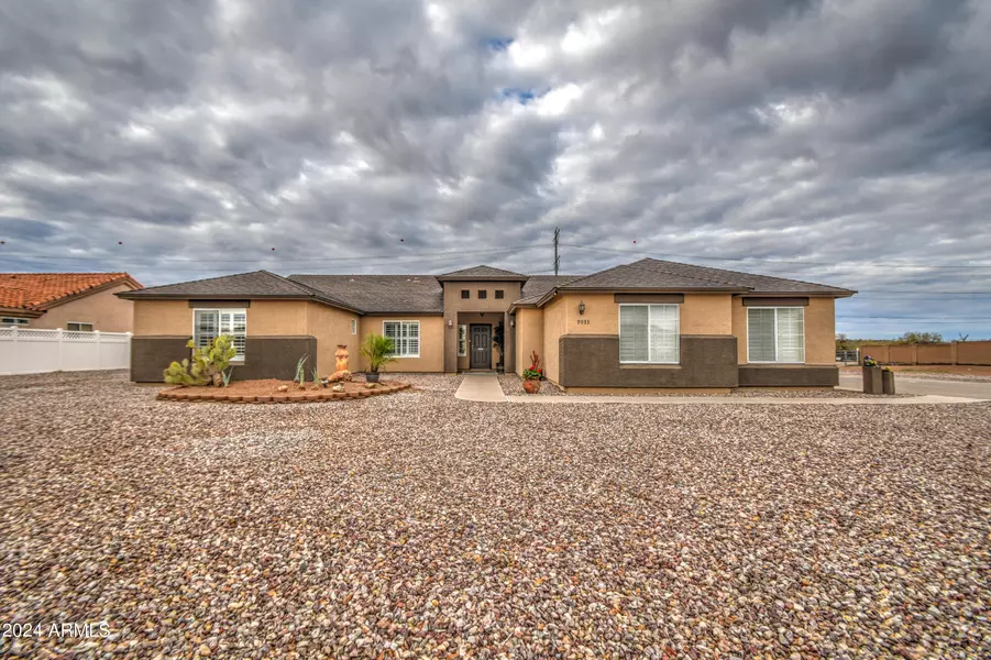 9933 E PINTO PONY Drive, Florence, AZ 85132