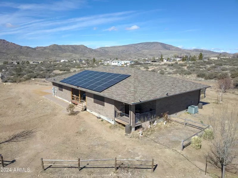 6951 S MUSGROVE Road, Skull Valley, AZ 86338
