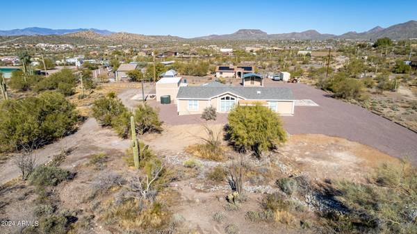 2816 W TWIN PEAKS Lane,  New River,  AZ 85087