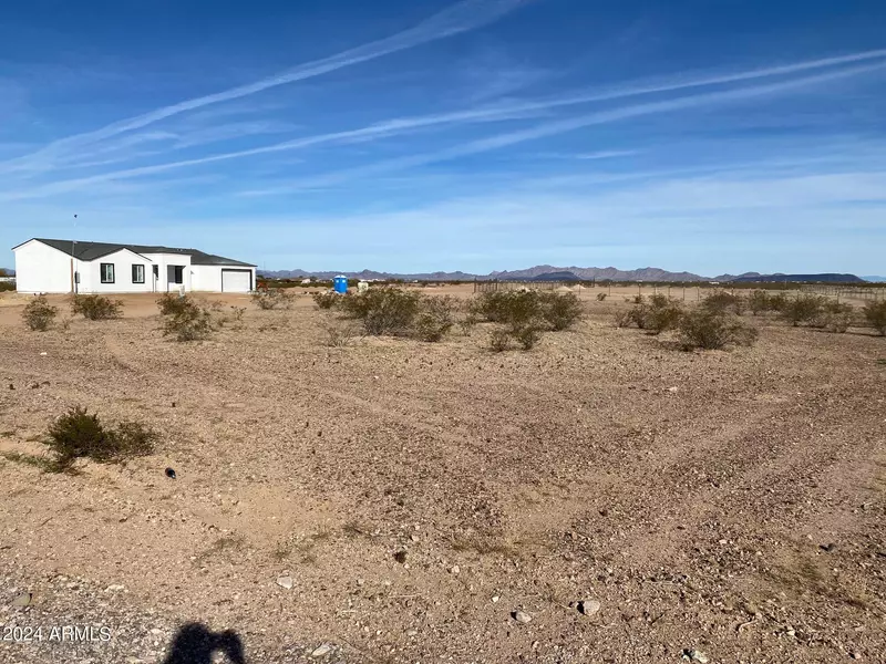 371 W Roosevelt Street N #_, Tonopah, AZ 85354