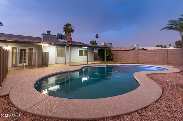 Chandler, AZ 85225,403 W MESQUITE Street