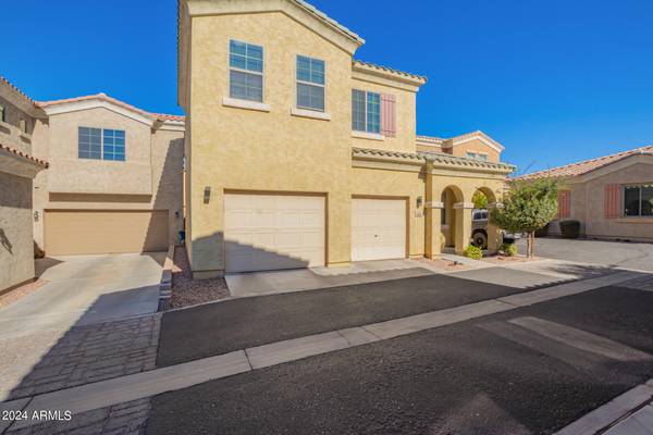 Apache Junction, AZ 85120,1681 S DESERT VIEW Place