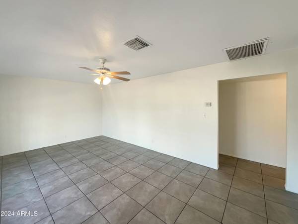 Phoenix, AZ 85019,3725 W MEADOWBROOK Avenue