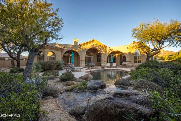 Paradise Valley, AZ 85253,7157 E BRONCO Drive