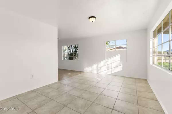 Mesa, AZ 85207,510 N 97TH Street