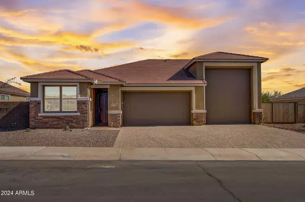 2938 N PENSTEMON Avenue, Casa Grande, AZ 85122