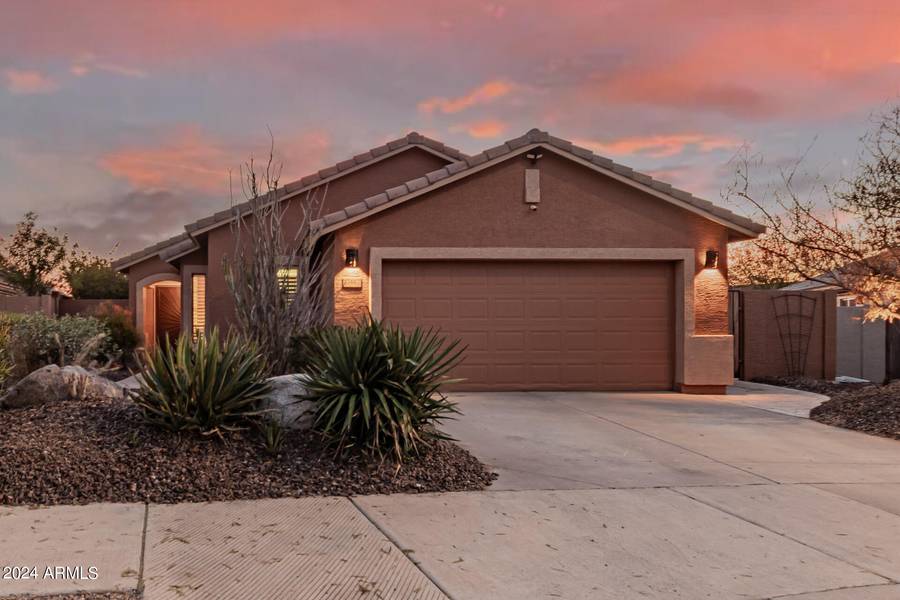 17487 W ROCK WREN Court, Goodyear, AZ 85338