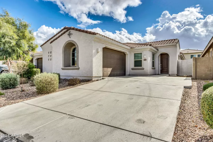 429 W RAINBOW BRIDGE Lane, San Tan Valley, AZ 85140