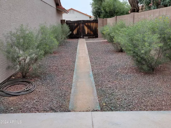 Peoria, AZ 85381,9139 W COUNTRY GABLES Drive