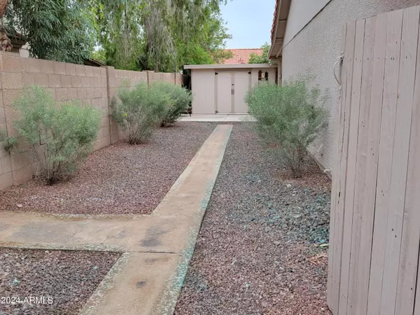 Peoria, AZ 85381,9139 W COUNTRY GABLES Drive