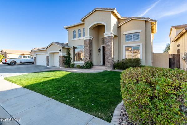 Peoria, AZ 85381,8181 W GELDING Drive