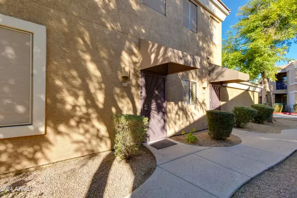 Phoenix, AZ 85020,1411 E ORANGEWOOD Avenue #108