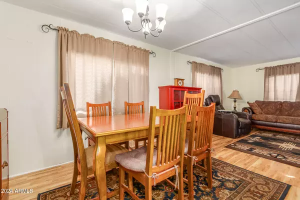 Mesa, AZ 85207,201 S Greenfield Road #72