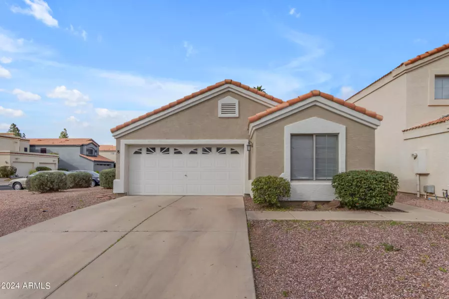 250 W JUNIPER Avenue #8, Gilbert, AZ 85233