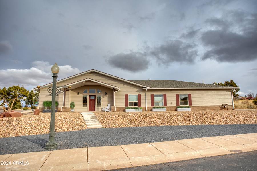 327 S PIONEER Trail, Snowflake, AZ 85937