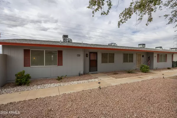 13856 N NEWCASTLE Drive, Sun City, AZ 85351