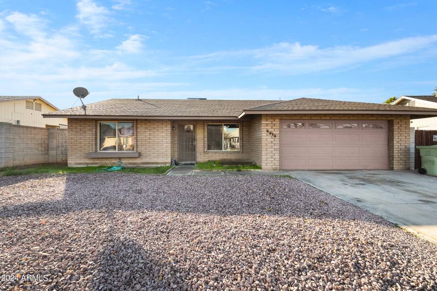 6613 W SUNNYSIDE Drive, Glendale, AZ 85304