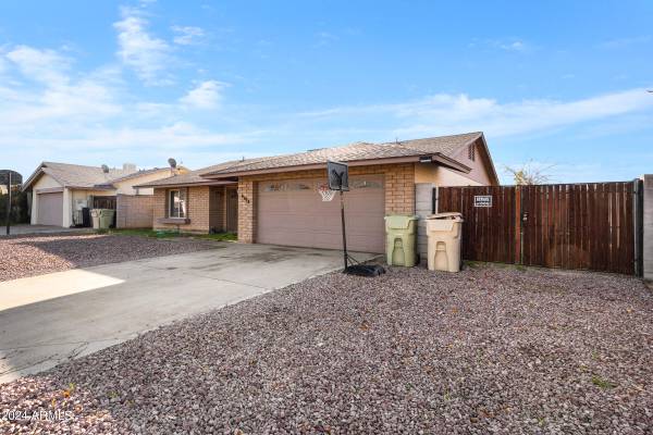 Glendale, AZ 85304,6613 W SUNNYSIDE Drive