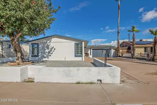 2208 W HARTFORD Avenue,  Phoenix,  AZ 85023