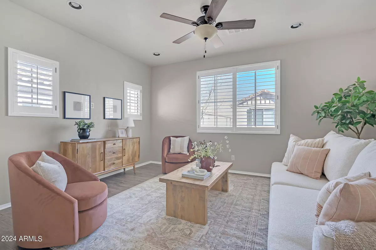 Phoenix, AZ 85042,7514 S 30th Run Run