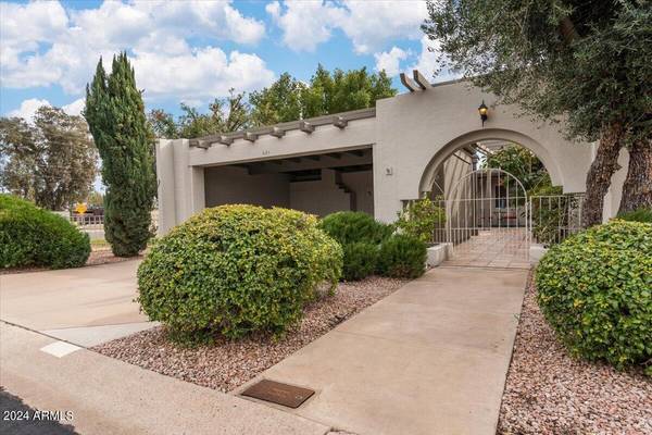 631 E ROYAL PALM Square N,  Phoenix,  AZ 85020