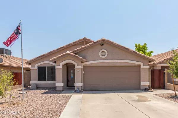 875 E Yuma Avenue, Apache Junction, AZ 85119