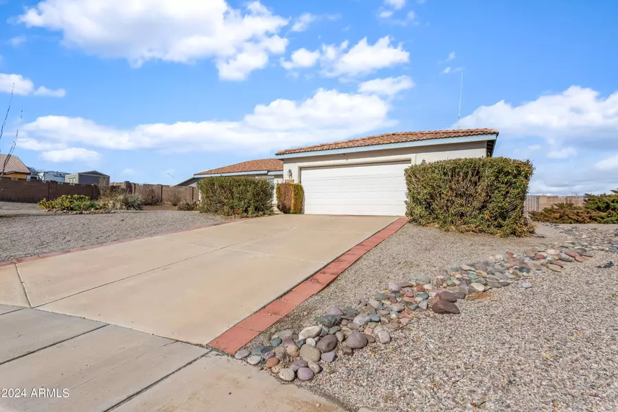 2955 CENTRAL PARK Drive, Sierra Vista, AZ 85635