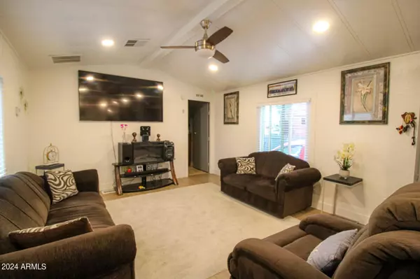 Glendale, AZ 85301,8595 N 71 Avenue #8