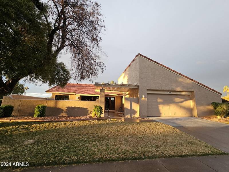 429 LEISURE WORLD --, Mesa, AZ 85206