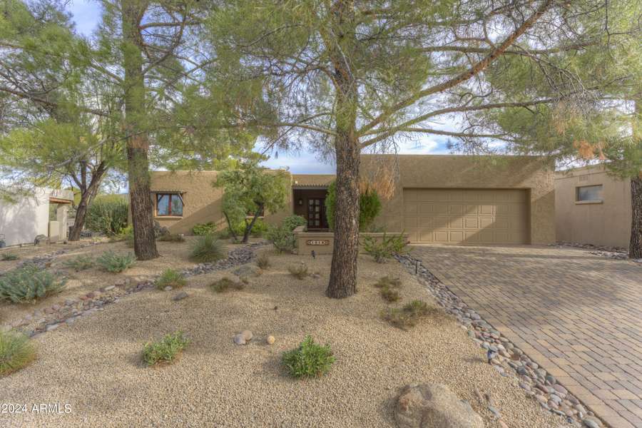 1818 E EAGLE CLAW Drive, Carefree, AZ 85377