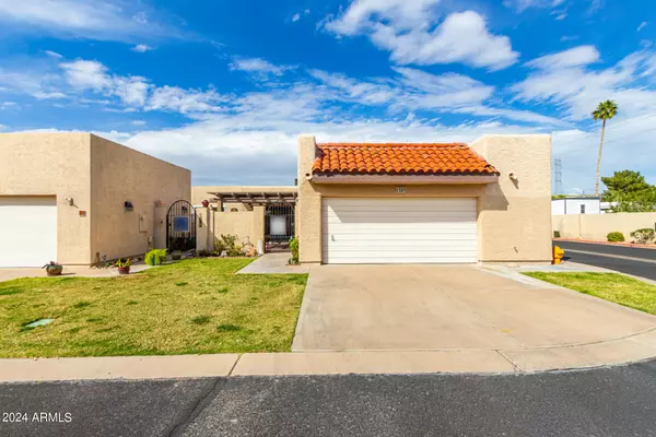 3345 E UNIVERSITY Drive #32, Mesa, AZ 85213