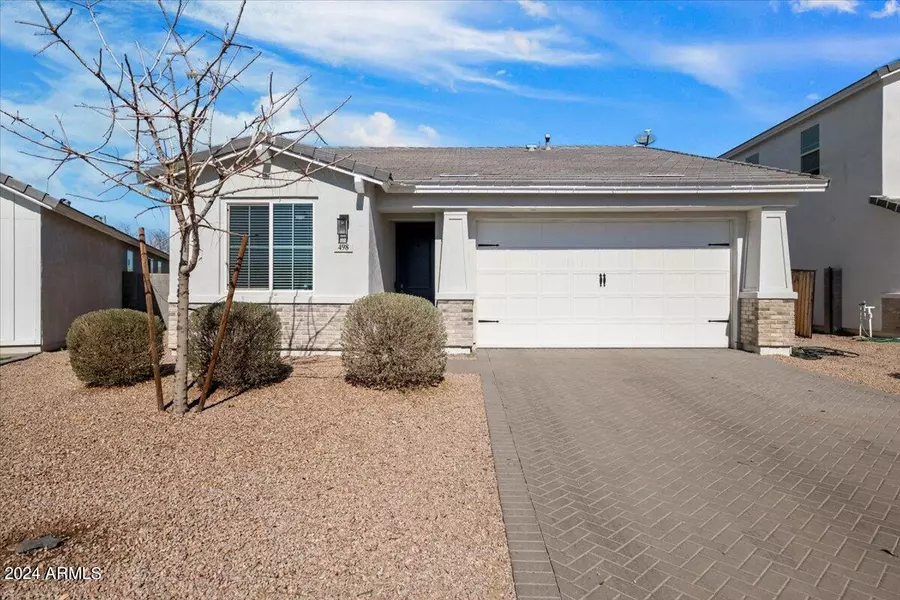 498 E BAMBOO Lane, San Tan Valley, AZ 85140