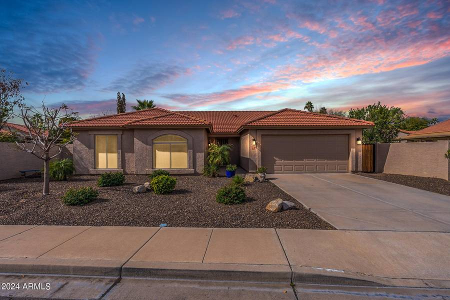 746 S MONTEREY Street, Gilbert, AZ 85233