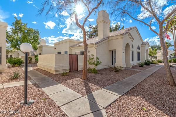 Chandler, AZ 85224,2100 W LEMON TREE Place #18