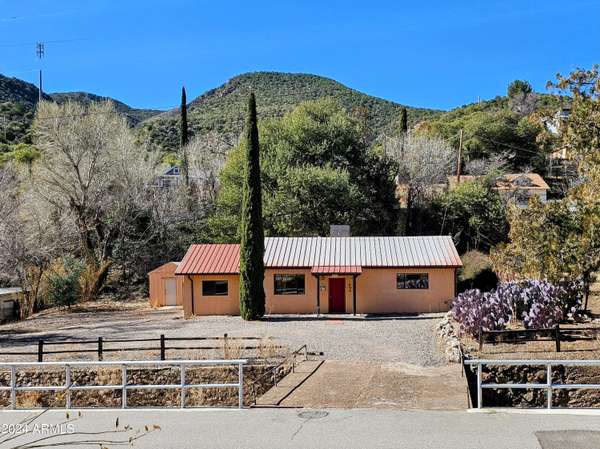 Bisbee, AZ 85603,732 TOMBSTONE Canyon