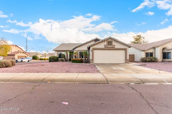 13153 W IRONWOOD Street W, Surprise, AZ 85374