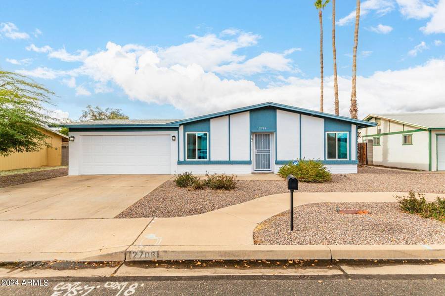 2706 W ISABELLA Avenue, Mesa, AZ 85202