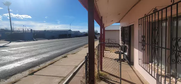 Douglas, AZ 85067,98 E 16th Street #1 - 2