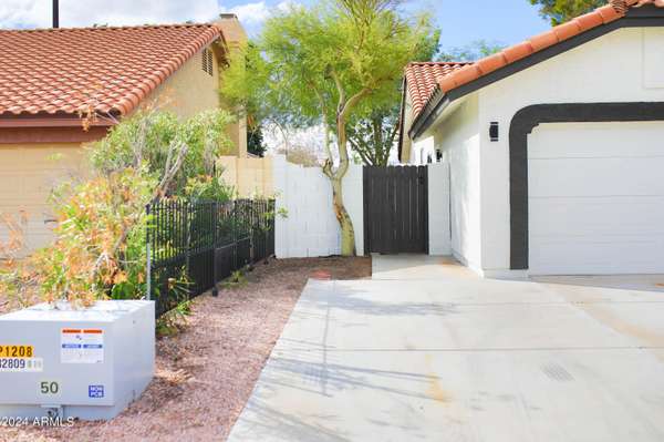 Gilbert, AZ 85233,558 S BAY Drive