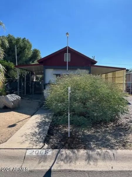 2065 E Villa Rita Drive, Phoenix, AZ 85022