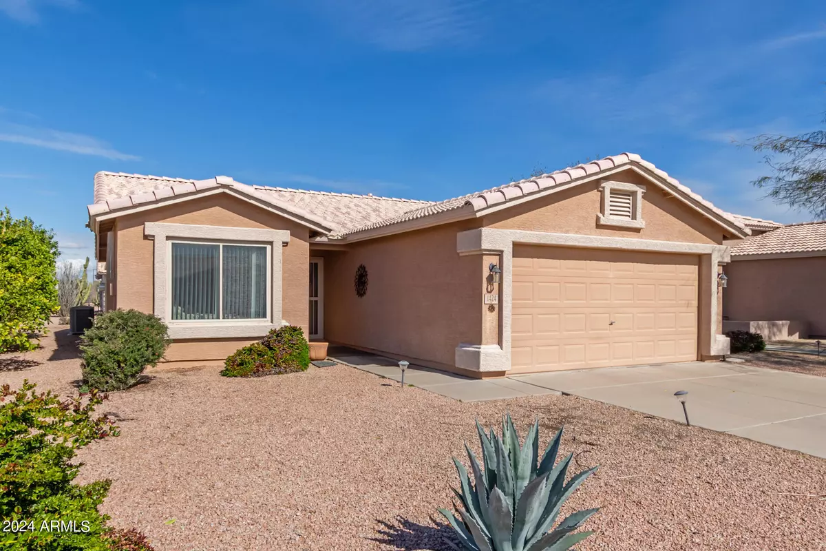 Chandler, AZ 85249,1424 E RUNAWAY BAY Drive