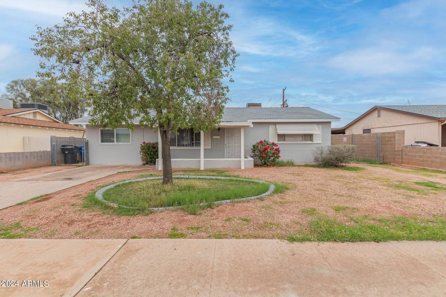 1624 W 2ND Street, Mesa, AZ 85201