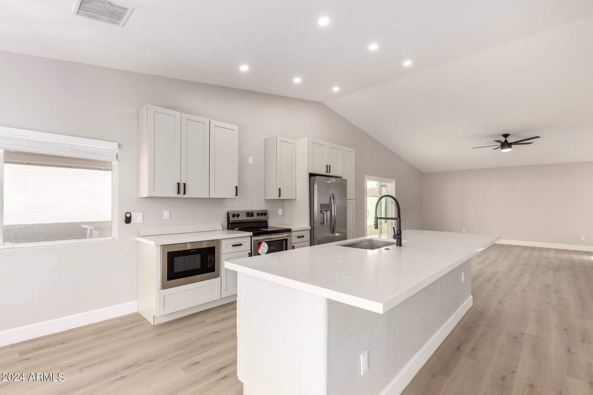 5208 W PURDUE Avenue, Glendale, AZ 85302