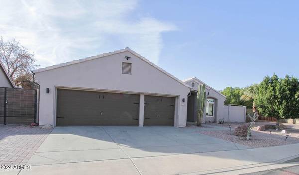 Glendale, AZ 85310,22926 N 73RD Drive