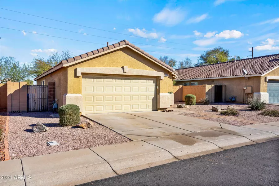 2410 E DERRINGER Way, Chandler, AZ 85286