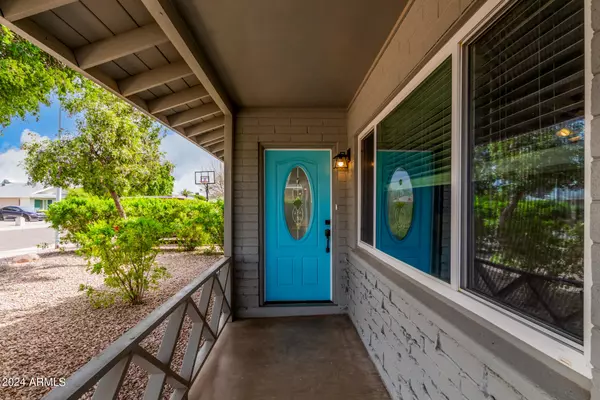 Scottsdale, AZ 85257,8215 E VERNON Avenue